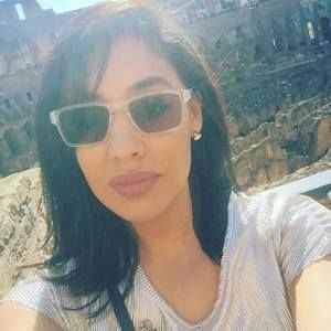 Meet your Posher, Ana